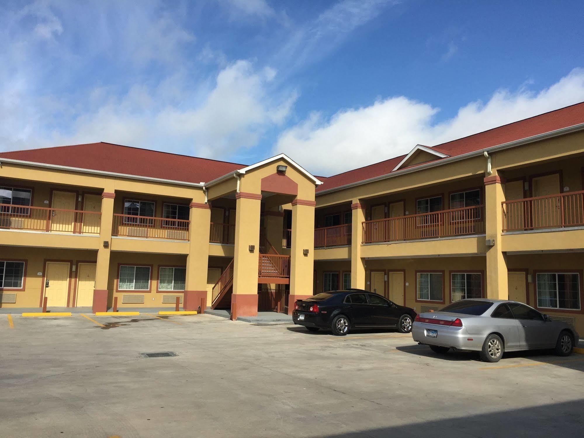Crystal Suites Houston Exterior photo